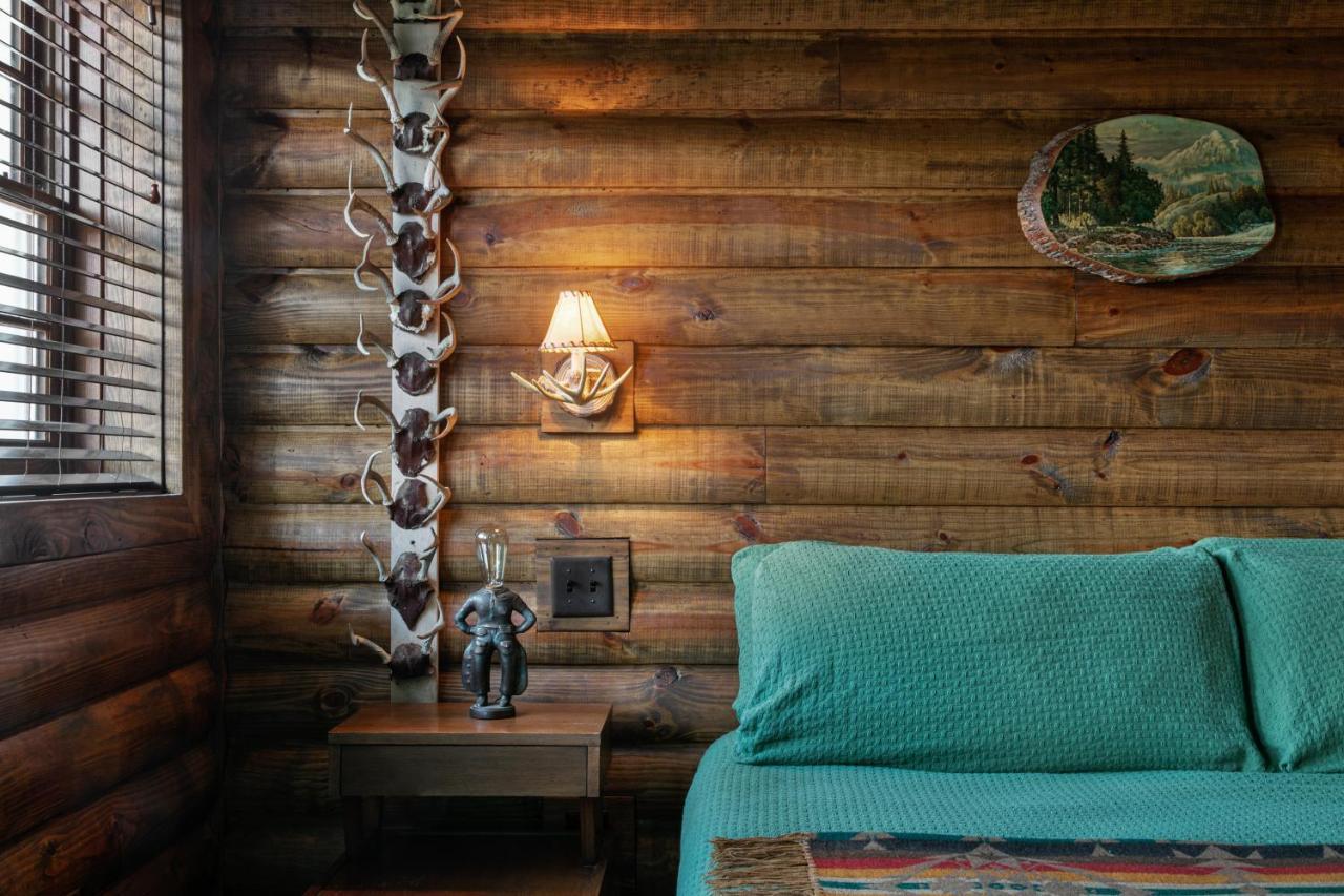 The Dive Motel And Swim Club Nashville Extérieur photo