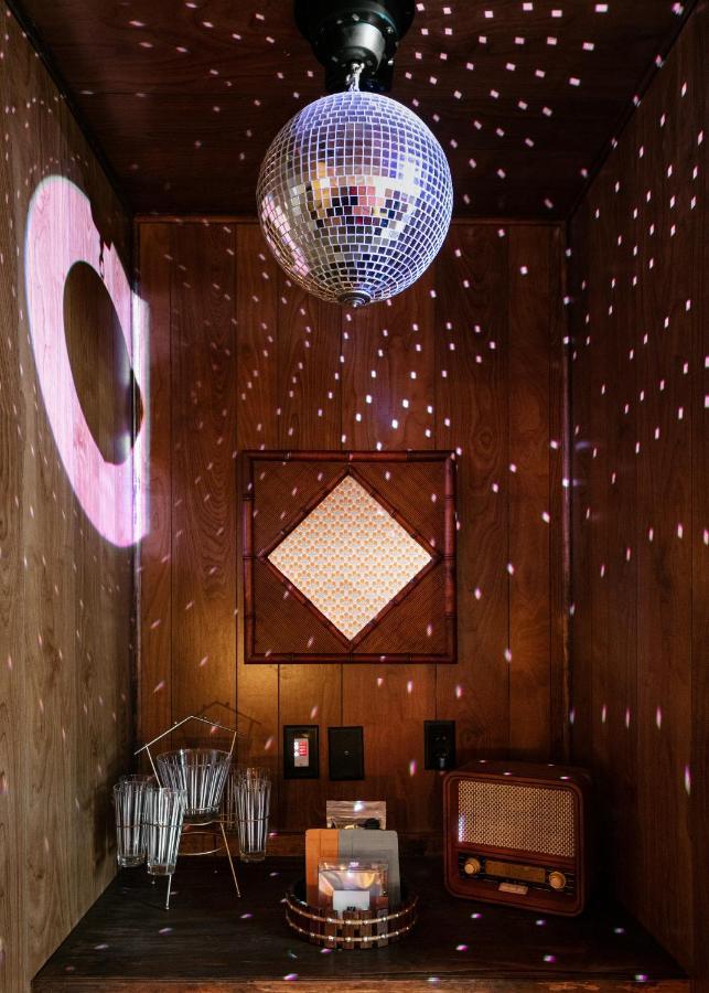 The Dive Motel And Swim Club Nashville Extérieur photo